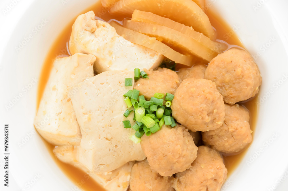 豆腐と鶏団子の煮物