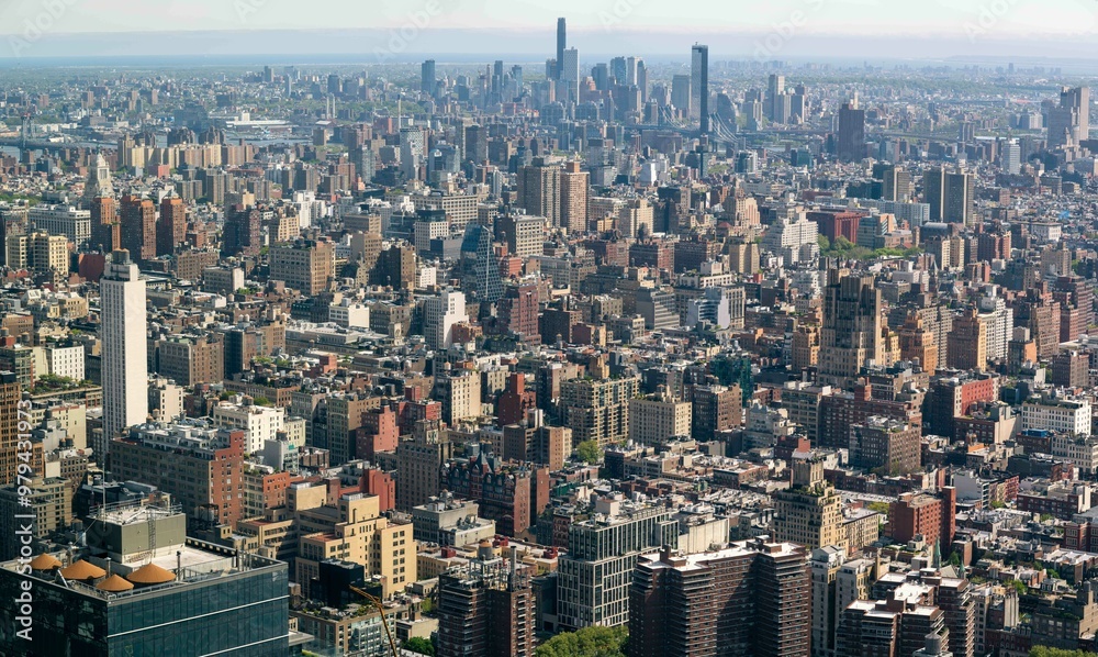 Fototapeta premium Photos of New York City's skyline and dense buildings. Beautiful architecture and skyline example photos for urban landscapes