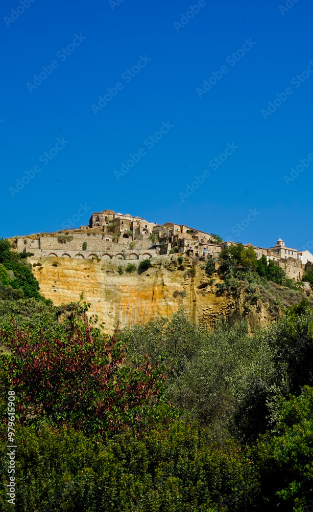 Borgo fantasma della Rabatana, quartiere abbandonato della cittadina di Tursi,Matera,Basilicata,Italy Borgo fantasma della Rabatana, quartiere abbandonato della cittadina di Tursi,Matera,Basilicata,Italy