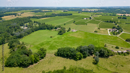 Vue du ciel de la campagne en Gironde