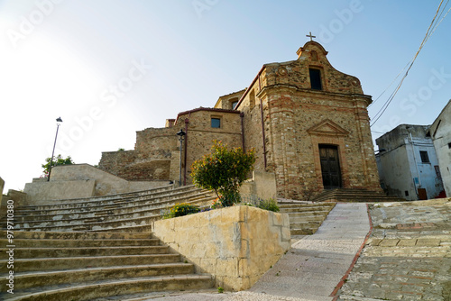 Il nucleo storico medievale del villaggio di Pomarico, Matera, Basilicata, Italia