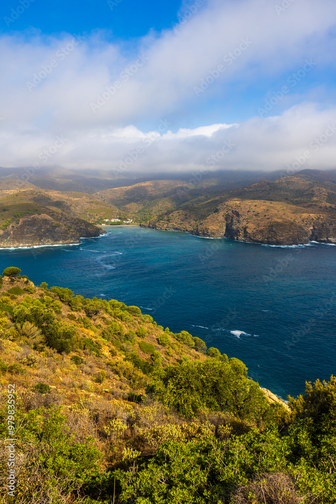 Cala Jóncols depuis le Cap de Norfeu dans le Parc Naturel du Cap de Creus sur la Costa Brava
