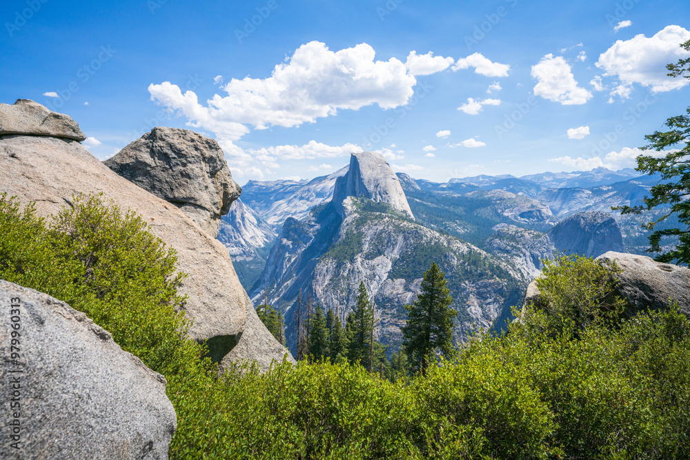 hiking the panorama trail in yosemite national park, california