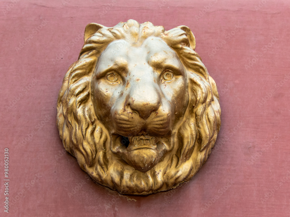 Obraz premium Vienna, Austria - September 17, 2024: photo of the architecture and details of decorations in the Vienna