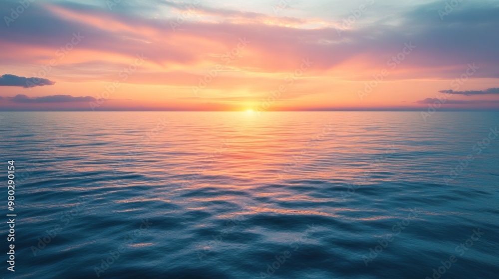 Obraz premium A golden horizon rests over the tranquil evening sea.