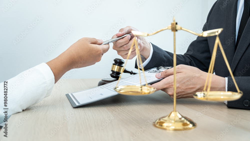 Obraz premium Male lawyer or notary working consulting and discussion to businesswoman client in the office, Law and Legal services concept