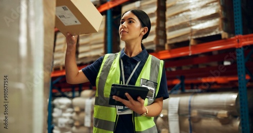Cuadro en lienzo Warehouse, woman and tablet for stock management, logistic or quality control in inspection