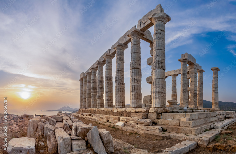 Fototapeta premium sunset at the Temple of Poseidon Cape Sounion Greece