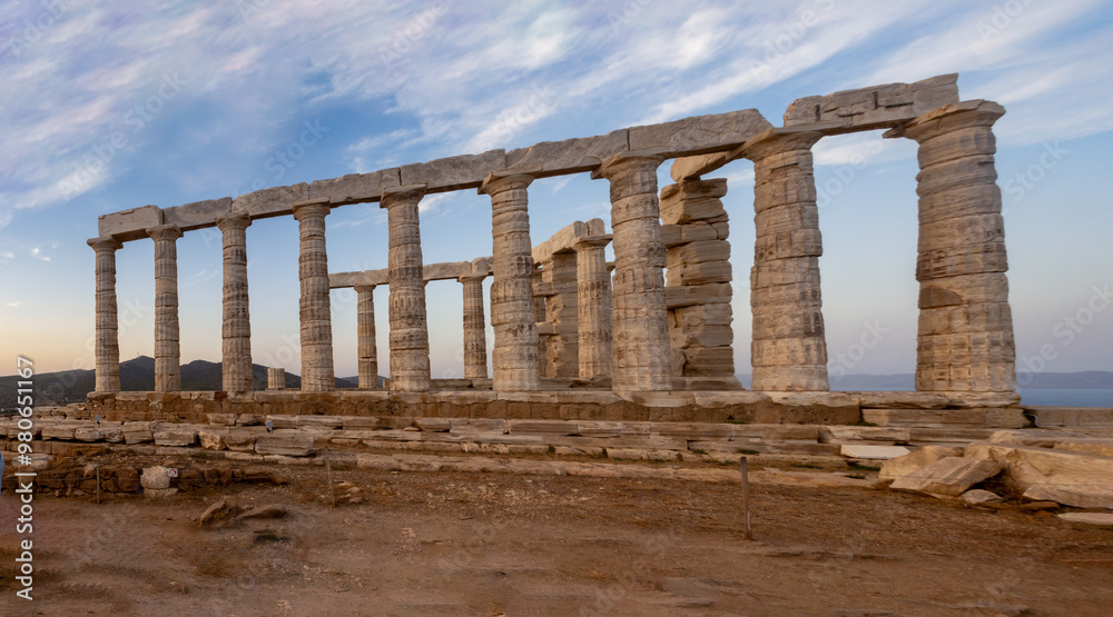 Fototapeta premium sunset at the Temple of Poseidon Cape Sounion Greece