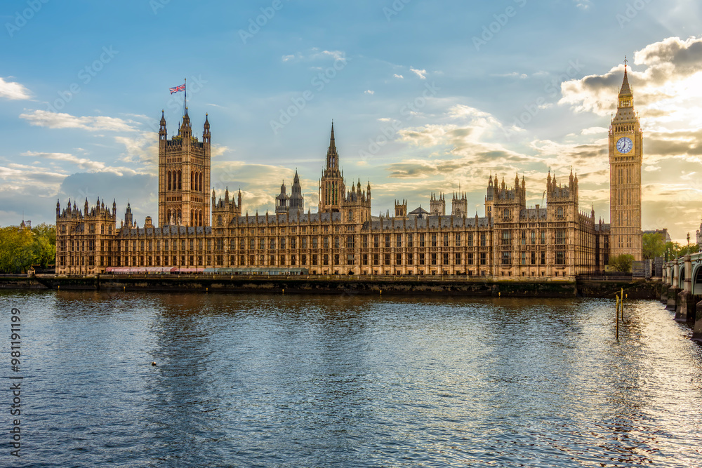 Houses of Parliament with Big Ben tower at sunset, London, UK Houses of Parliament with Big Ben tower at sunset, London, UK