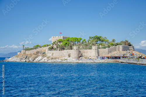 Canvas Print Island with Kusadasi fortress in the Turkish Aegean Sea.
