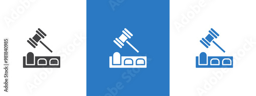 Mole Game Whack icon thin line illustration