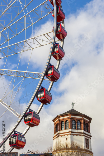 Obraz na płótnie Ferris wheel and nautical museum tower in Dusseldorf, Germany w salonie