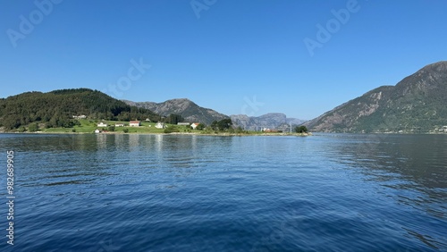 Wallpaper Mural Gita in battello da Stavanger Torontodigital.ca