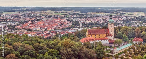 Canvastavla Drone panorama of the historic Bavarian town of Amberg in the morning light
