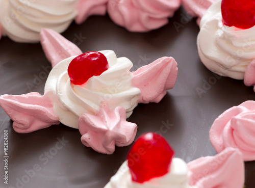 Sweet and savory bakery products with ingredients such as: coconut, flour, cherry, puff pastry, cheese, chocolate, dulce de leche, icing sugar, pastry cream.
