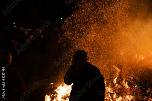 Konstfotografi Ndocciata Agnone a fuoco