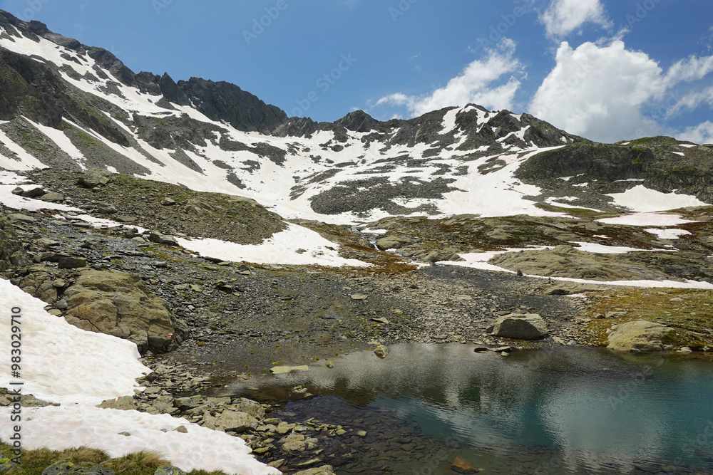 Obraz premium Kugletersee lake in Pitztal valley, the Austrian Alps