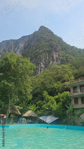 Grutas Tolantongo La Gloria Piscina Gran Montaña Cerro