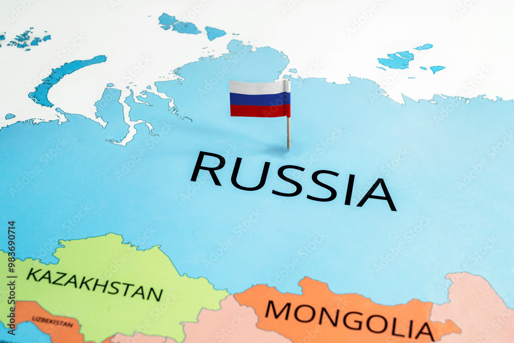 Obraz premium A map of Russia with the Russian flag on it