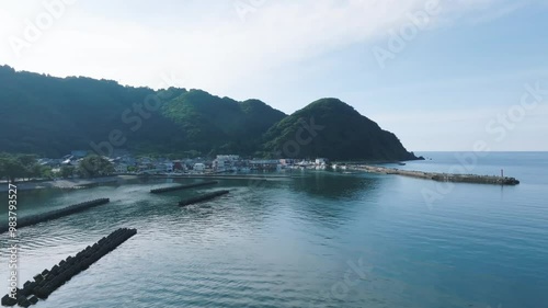 海の景色　ドローン撮影　港町の風景　田舎の風景　漁村　漁船　漁師　灯台　堤防　福井県美浜町　その1