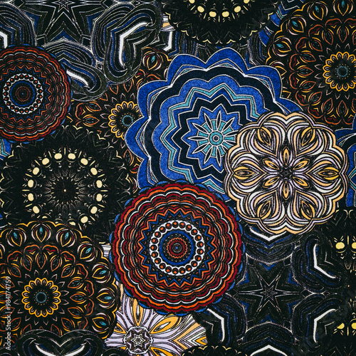 Arrière plan coloré avec motif graphique floral mandala coloriage