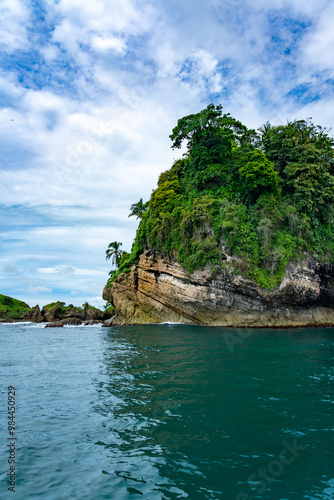 Stunning Tropical Scenery of Isla de los Pájaros in Bocas del Toro, Panama Featuring Lush Vegetation, Wildlife, and Dramatic Coastal Rock Formations in the Caribbean Sea