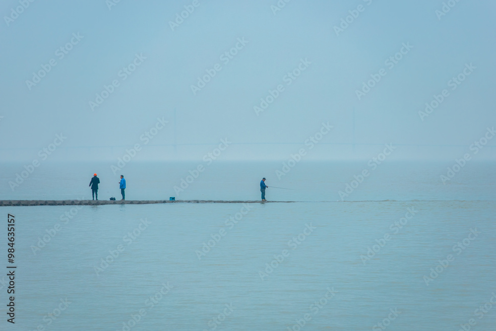 Naklejka premium Hengsha Island, Chongming District, Shanghai - Sunset at sea
