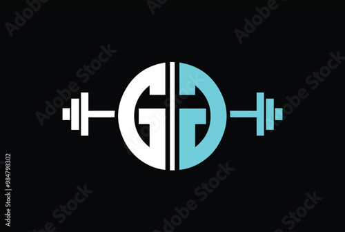 G, GG GYM AND FITNESS LOGO IN CIRCLE