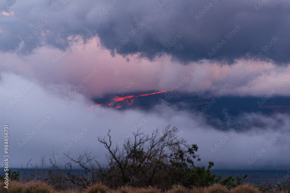 Fototapeta premium mauna loa eruption