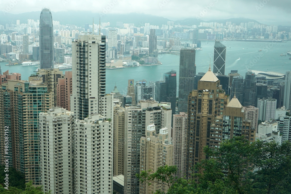 Naklejka premium View of Hong Kong Island from The Peak.