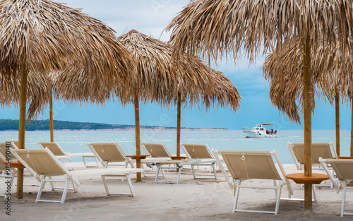 Fototapeta Naklejka Na Ścianę i Meble -  Sandy beaches on the island of Rab in Croatia