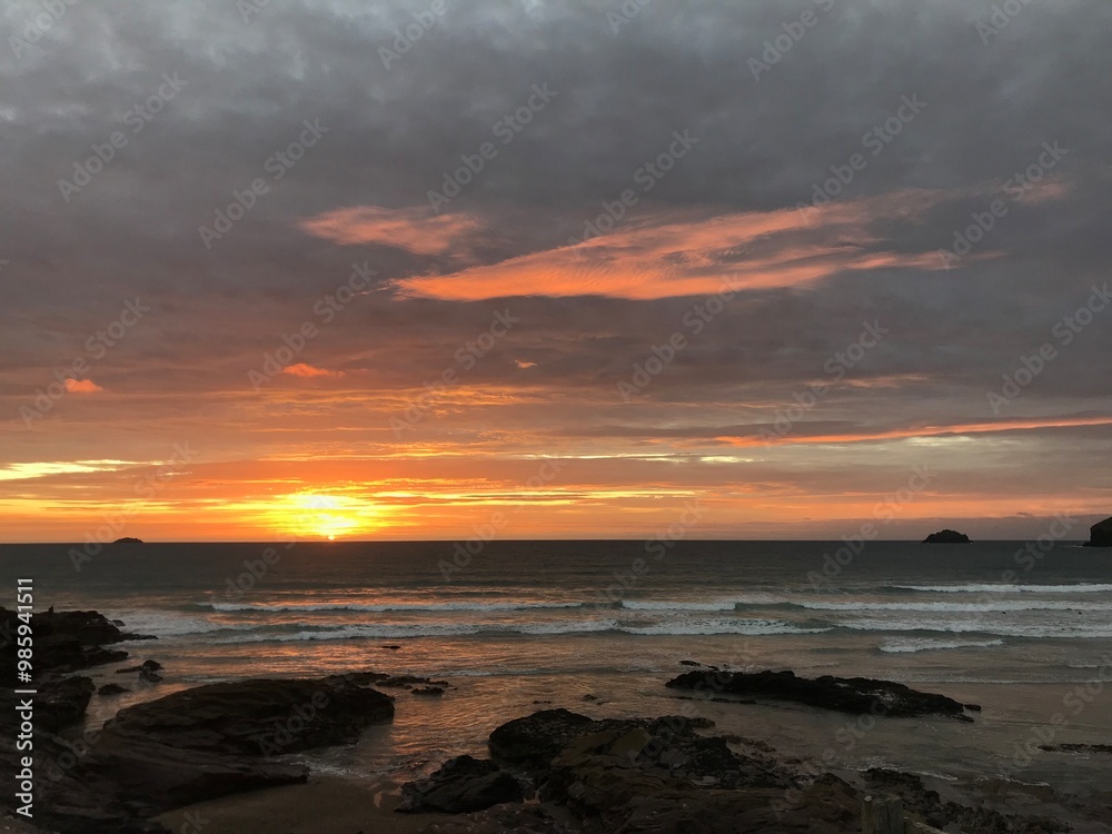 Fototapeta premium Sunset over the Sea