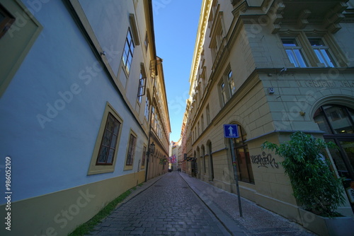 Fototapeta Naklejka Na Ścianę i Meble -  street in the old town