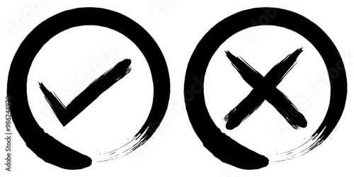 チェックとバツ　セット　黒　筆丸　シンプル　手書き　アイコン　素材