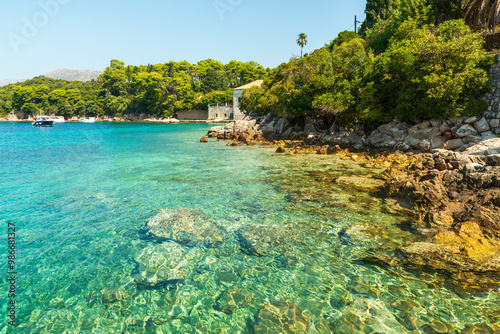Fototapeta Naklejka Na Ścianę i Meble -  Crystal Croatian Coast: Island Paradise