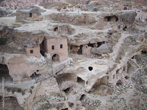 A view of the terrain from a hot air balloon ride over Cappadocia, Türkiye