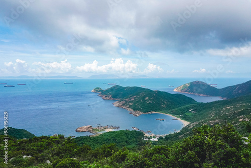 Fotografi A beautiful scenery from Lamma Island viewpoint hiking trails from Sok Kwu Wan a