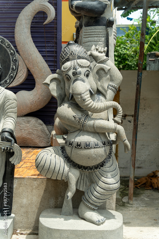 Fototapeta premium Statue de dieu Ganesh fait à Mahabalipuram Sud de l'inde