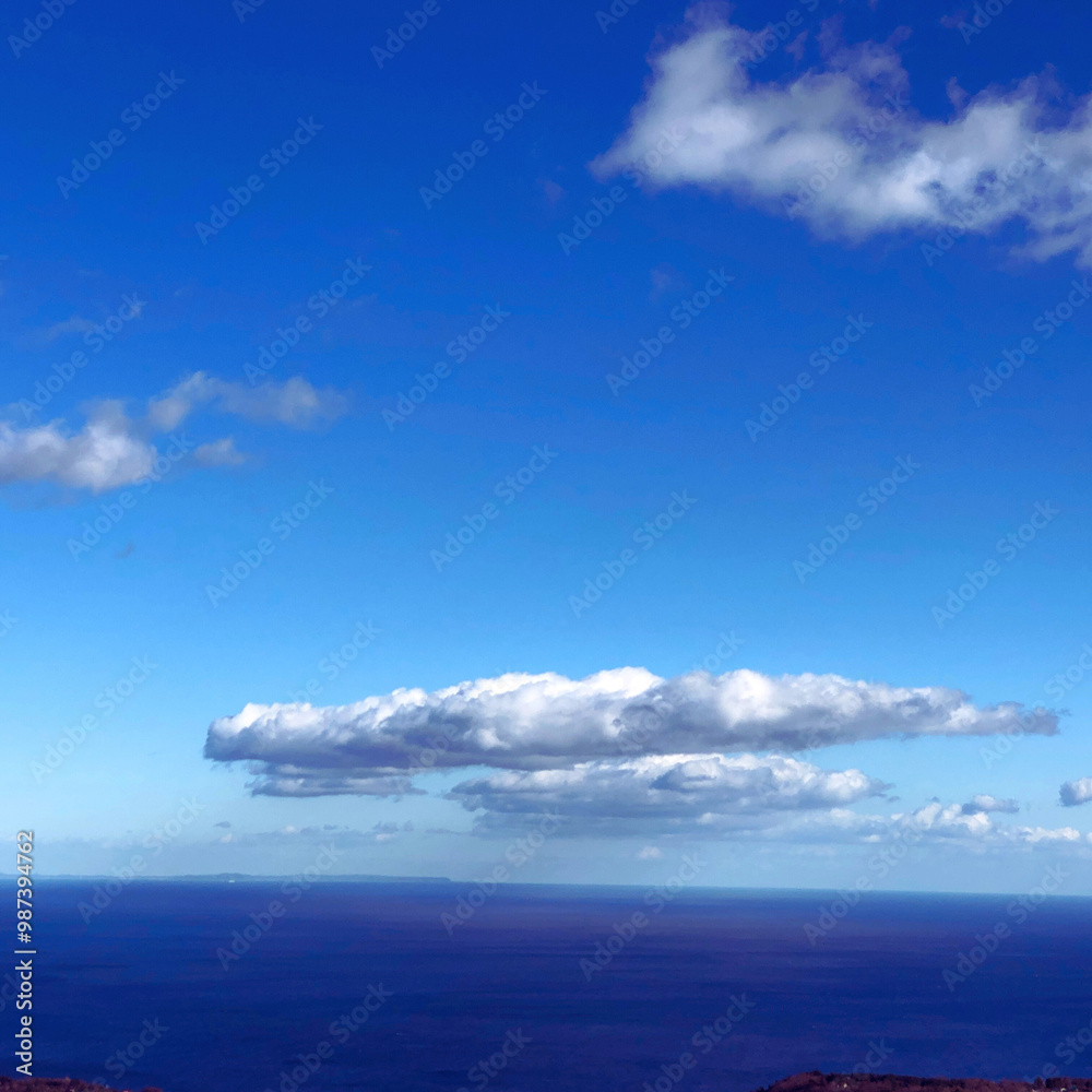 Obraz premium 青い海青い空白い雲,空, 海, 雲, 水, 自然, サマータイム, 風景, 青, 白, 海景, 嵐, 旅行,sky,blue,