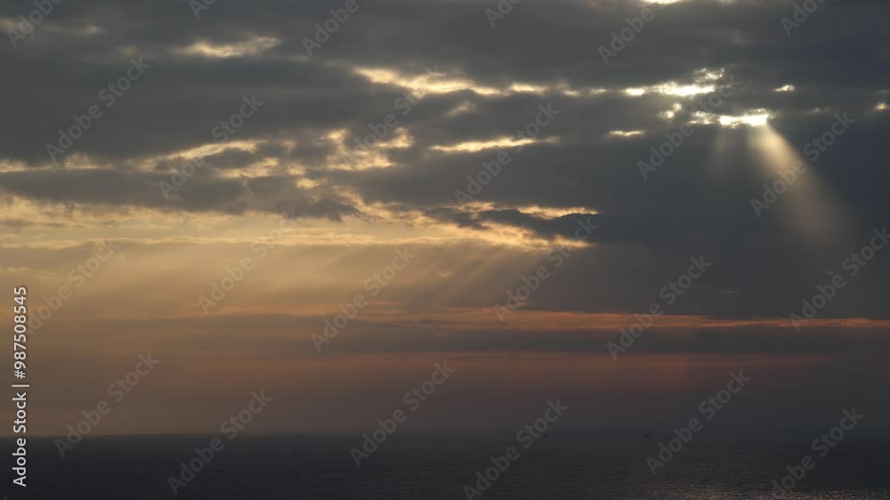Time-lapse of Jesus Light Tyndall at Sea 4k Time-lapse of Jesus Light Tyndall at Sea 4k