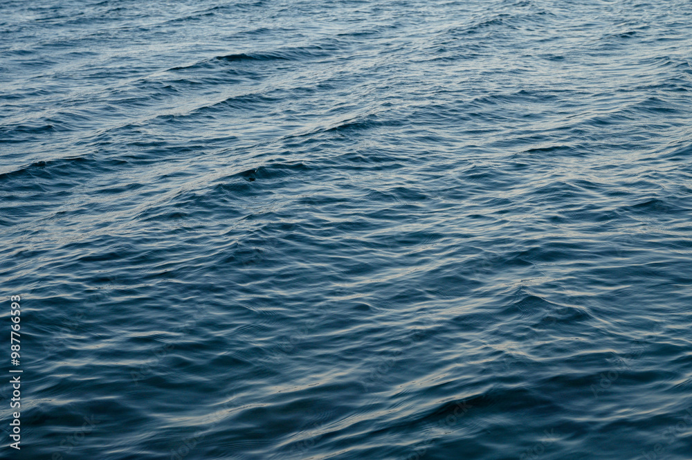 Naklejka premium Transparent blue clear water surface texture with ripples, splashes and bubbles