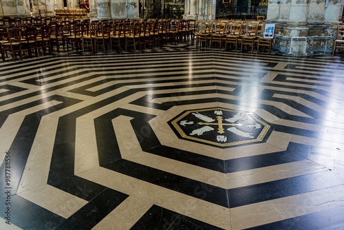 Le Labyrinthe d'Amiens dans la Cathédrale Notre-Dame photo