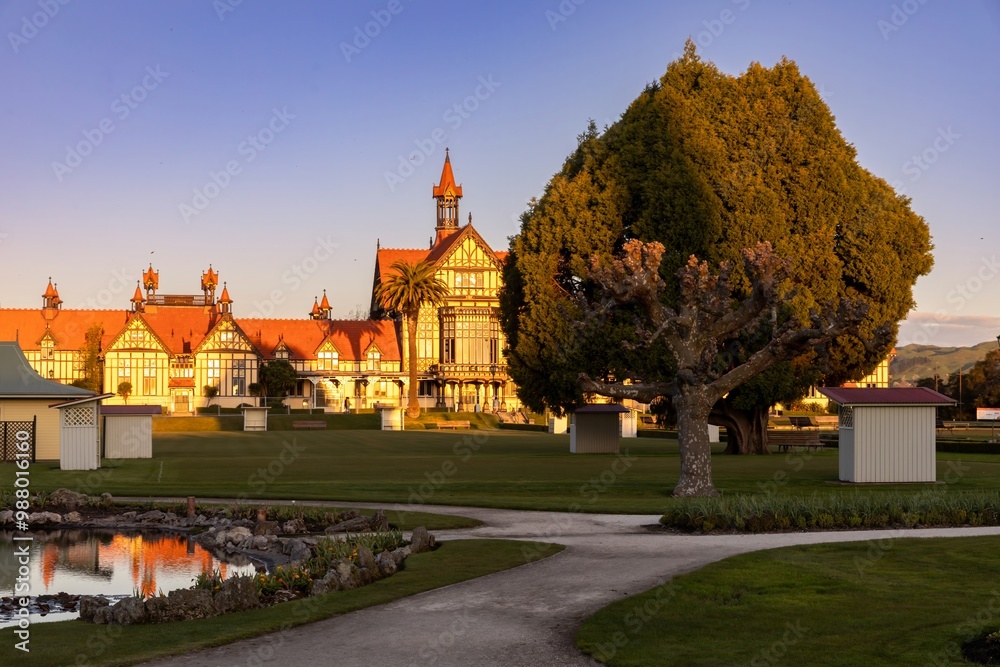 Obraz premium The Rotorua Museum and park of the Government Gardens, Rotorua, Bay of Plenty, New Zealand.