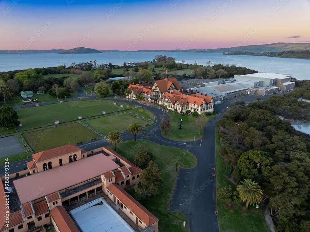 Fototapeta premium Rotorua Museum, Government Gardens and Lake Rotorua, Rotorua, Bay of Plenty, New Zealand.