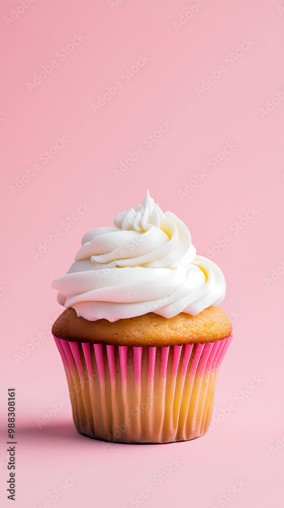Cupcake with creamy frosting Cupcake with creamy frosting