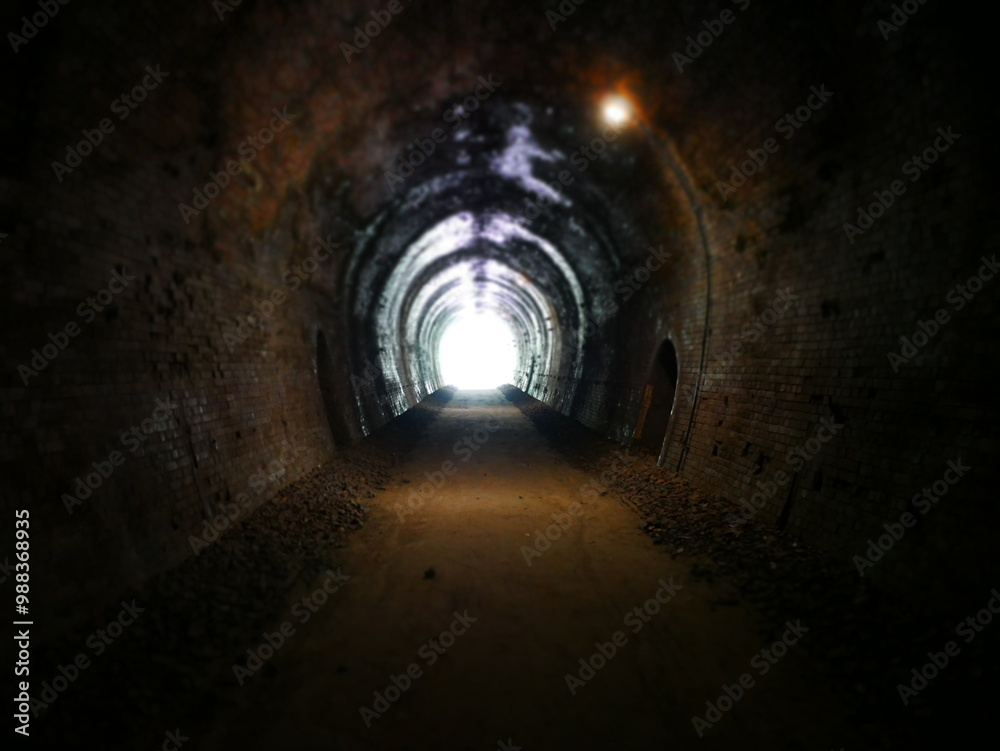 Obraz premium 未来へ繋がる道