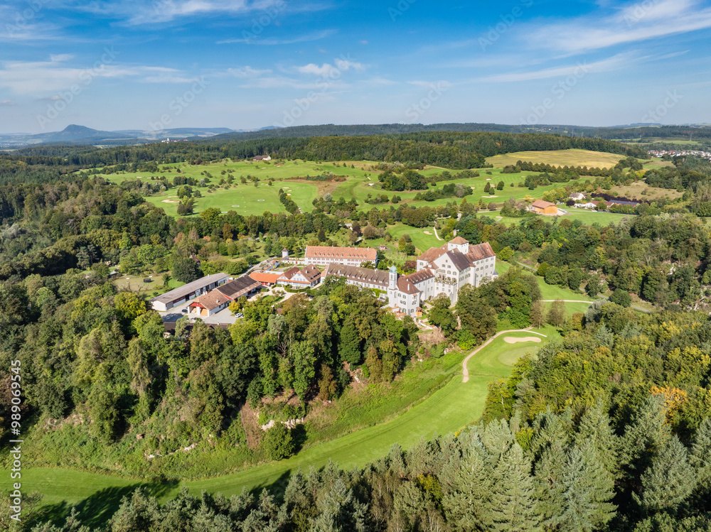 Fototapeta premium Luftbild vom Schloss Langenstein bei Eigeltingen