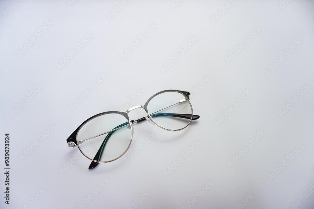 Glasses in the white background
Glasses in the white background
