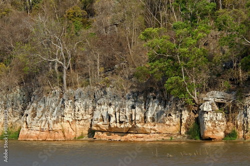 Gorges de Manambolo, Fleuve Manambolo, Madagascar photo